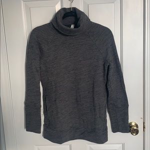 Lululemon sweatshirt